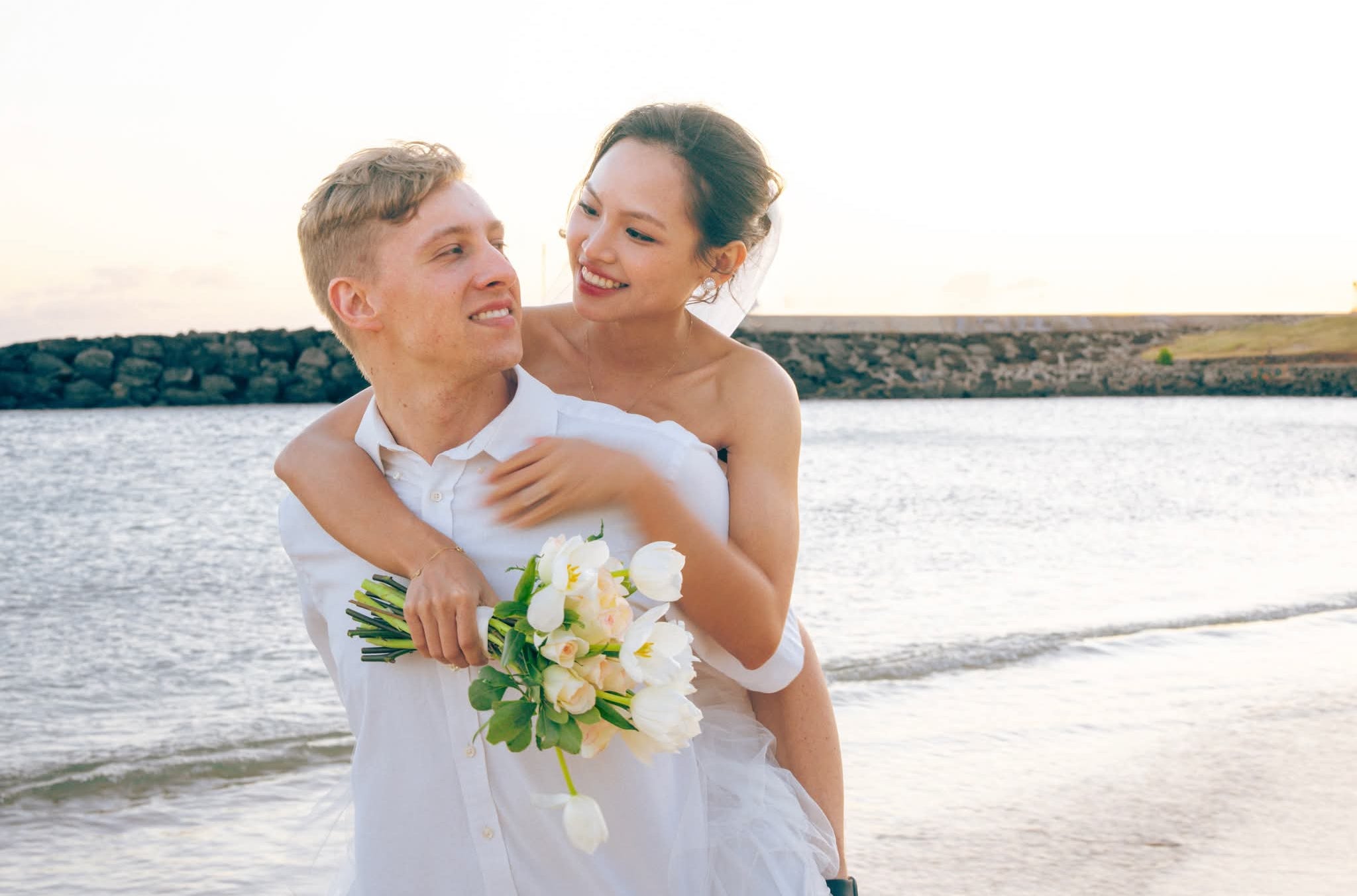WEDDINGS & EVENTS